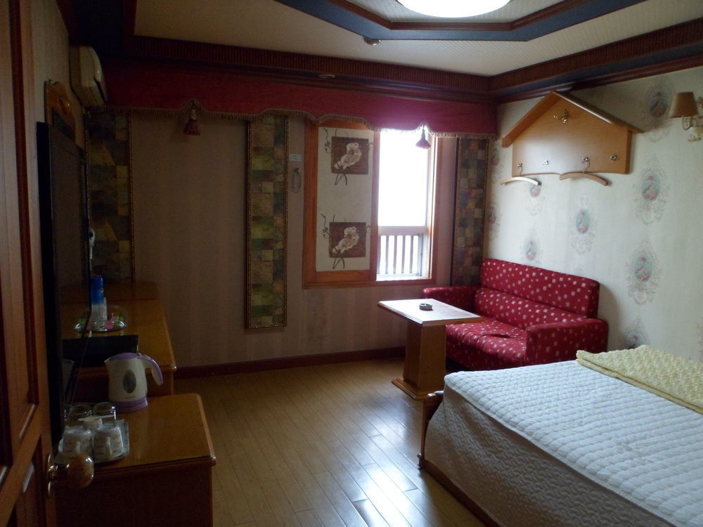 Alps Motel Пусан Экстерьер фото